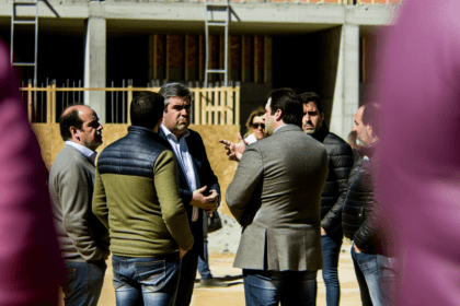 Cómo la inversión inmobiliaria latina redefine la rentabilidad en España - inversión inmobiliaria latina