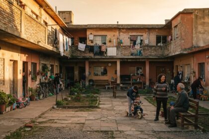 Cooperativismo de vivienda en Uruguay: el modelo que desafía al mercado inmobiliario
