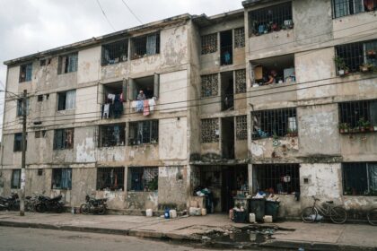 Sistema de salud y calidad inmobiliaria en Venezuela 2026