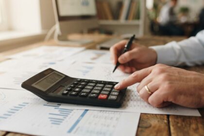 Argentina tiene una tasa real de 5,0%, la primera positiva desde 2019